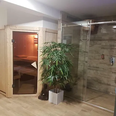 Apartamento Wellness Emporio *